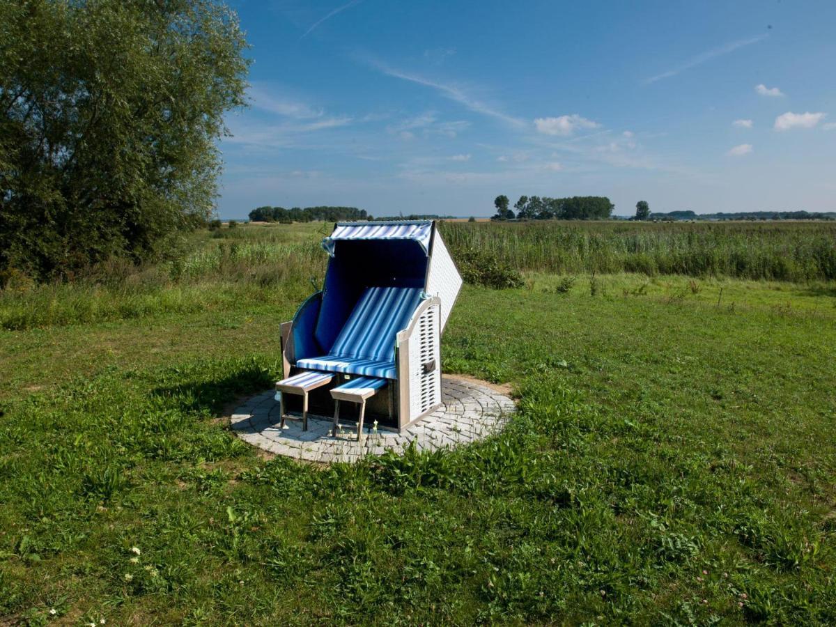 Dänische Ferienhäuser am Salzhaff Haus Vogelparadies Poel Exterior foto